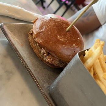 Cafe Americano - Fried Chicken Sandwich w/ fries - Breakfast & Brunch Near Me - Miami Beach, Florida Cafe Americano - Fried Chicken Sandwich w/ fries - Breakfast & Brunch Near Me - Miami Beach, Florida