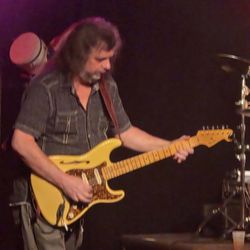 blues to shred guitar lessons - Live at Rt47 Fridley Mn