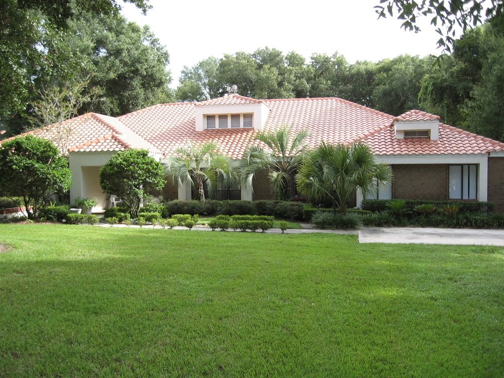 Slide of Collis Roofing