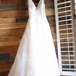 Apollo Cleaners - The wedding dress