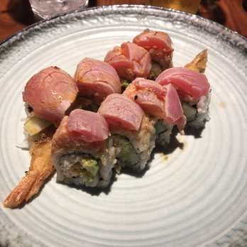 Crazy Rock'N Sushi - Rainbow Roll - Sushi Bars Near Me - Glendale, California Crazy Rock'N Sushi - Rainbow Roll - Sushi Bars Near Me - Glendale, California