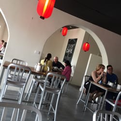 Devour dessert bar - Dining area