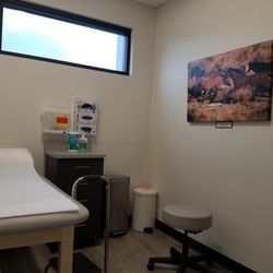 Reno Orthopedic Clinic - Main Clinic - Exam room