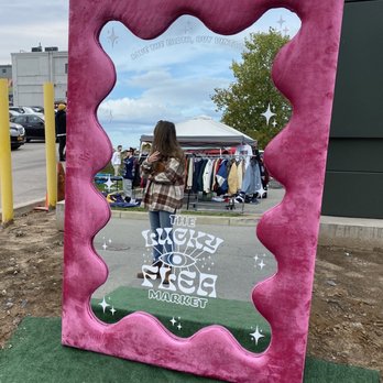 The Lucky Flea - Take photo in this big mirror - Flea Markets Near Me - Rochester, New York