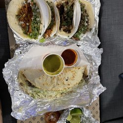Mi Espiguita Taqueria - Quesadilla and tacos
