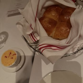 Jean's - NYE Early Dinner Set Menu - bread and honey butter - American Near Me - New York, New York