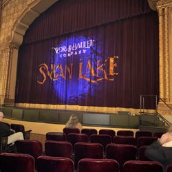 Bob Hope Theatre - Daughter b-day gift!
