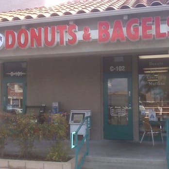 Hole-N-One Donuts & Bagels - Donuts Near Me - Murrieta, California