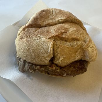 Cervejaria Ramiro - Beef sandwich - Seafood Near Me - Lisbon, 11 Cervejaria Ramiro - Beef sandwich - Seafood Near Me - Lisbon, 11