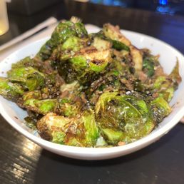 Crispy brussel sprouts! Crispy brussel sprouts!