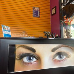 Sushi's Eyebrow Threading