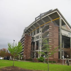 Dowdy-Ficklen Stadium