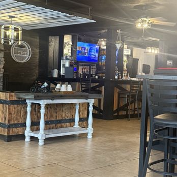 The Barn Cafe - American Near Me - Hillsville, Virginia The Barn Cafe - American Near Me - Hillsville, Virginia