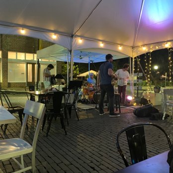 The Bull - Jazz every Tues at 10:00pm..no cover, great beer!! - Pubs Near Me - Gainesville, Florida