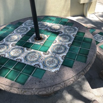Mojo Burger - Nice tile on the tables outside - Burgers Near Me - San Jose, California Mojo Burger - Nice tile on the tables outside - Burgers Near Me - San Jose, California