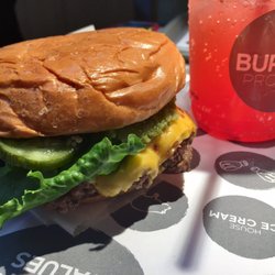 Burger Project - Chilli Cheese burger and Strawberry soda