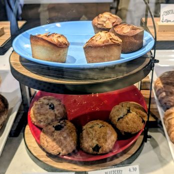 Lea - Bakeries Near Me - Chicago, Illinois Lea - Bakeries Near Me - Chicago, Illinois