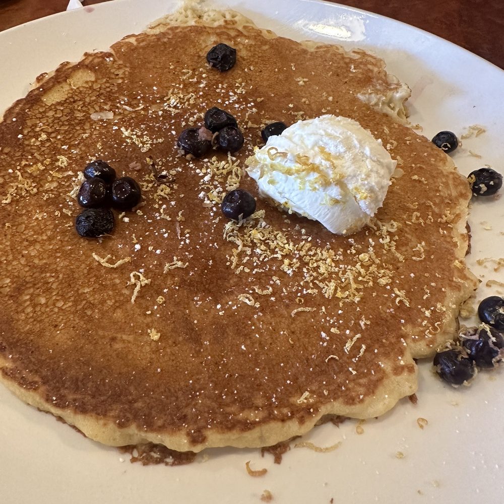 Broken Yolk Cafe - Breakfast & Brunch Near Me - Mesa, Arizona Broken Yolk Cafe - Breakfast & Brunch Near Me - Mesa, Arizona