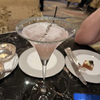 Petrossian Bar - Lemon Drop - Lounges Near Me - Las Vegas, Nevada
