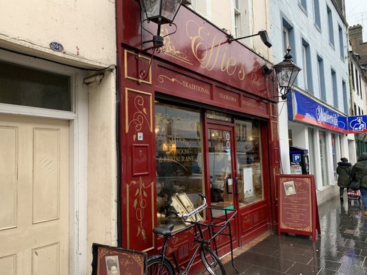 Effies of Perth by null