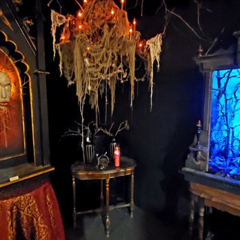 Darkwood House Gallery - Art Galleries Near Me - Independence, Missouri Darkwood House Gallery - Art Galleries Near Me - Independence, Missouri
