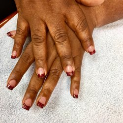 Y & B Nails