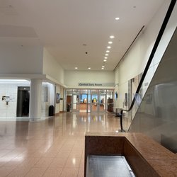 George Allen Courts Bldg - Central jury room, restrooms off to the left.