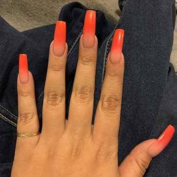 Chic Nails & Lashes - Nail Salons Near Me - Los Angeles, California