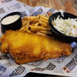 Hurricane Grill & Wings - Fish & Chips