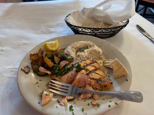 Hummus & More by null