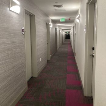 Home2 Suites by Hilton Kingman - Hallway - Hotels Near Me - Kingman, Arizona Home2 Suites by Hilton Kingman - Hallway - Hotels Near Me - Kingman, Arizona