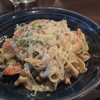 Tarantelli's - Shrimp Carbonara.... recommended by our server and it was excellent! - Italian Near Me - Wilmington, North Carolina
