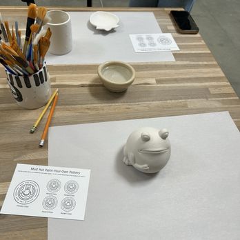 Mud Hut Pottery Studio - Art Classes Near Me - Riverside, California