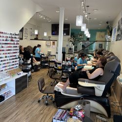 Green Beauty Nails & Spa