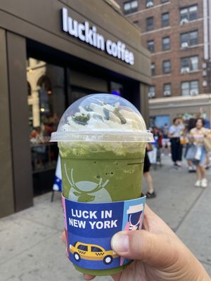 Luckin Coffee by null