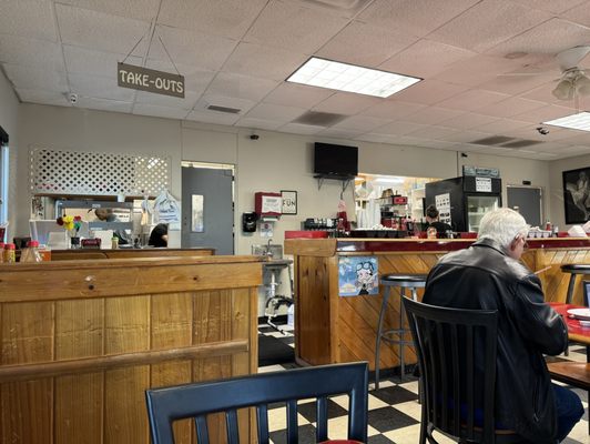 Charlie's Diner by null