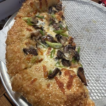 Truly Pizza - Umami Mushroom - Pizza Near Me - Dana Point, California Truly Pizza - Umami Mushroom - Pizza Near Me - Dana Point, California