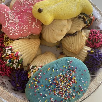 TWO FIELDS BAKESHOP - Updated October 2024 - 46 Photos & 86 Reviews ...