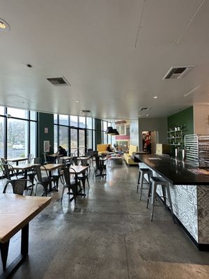 Little Green Cyclo by null