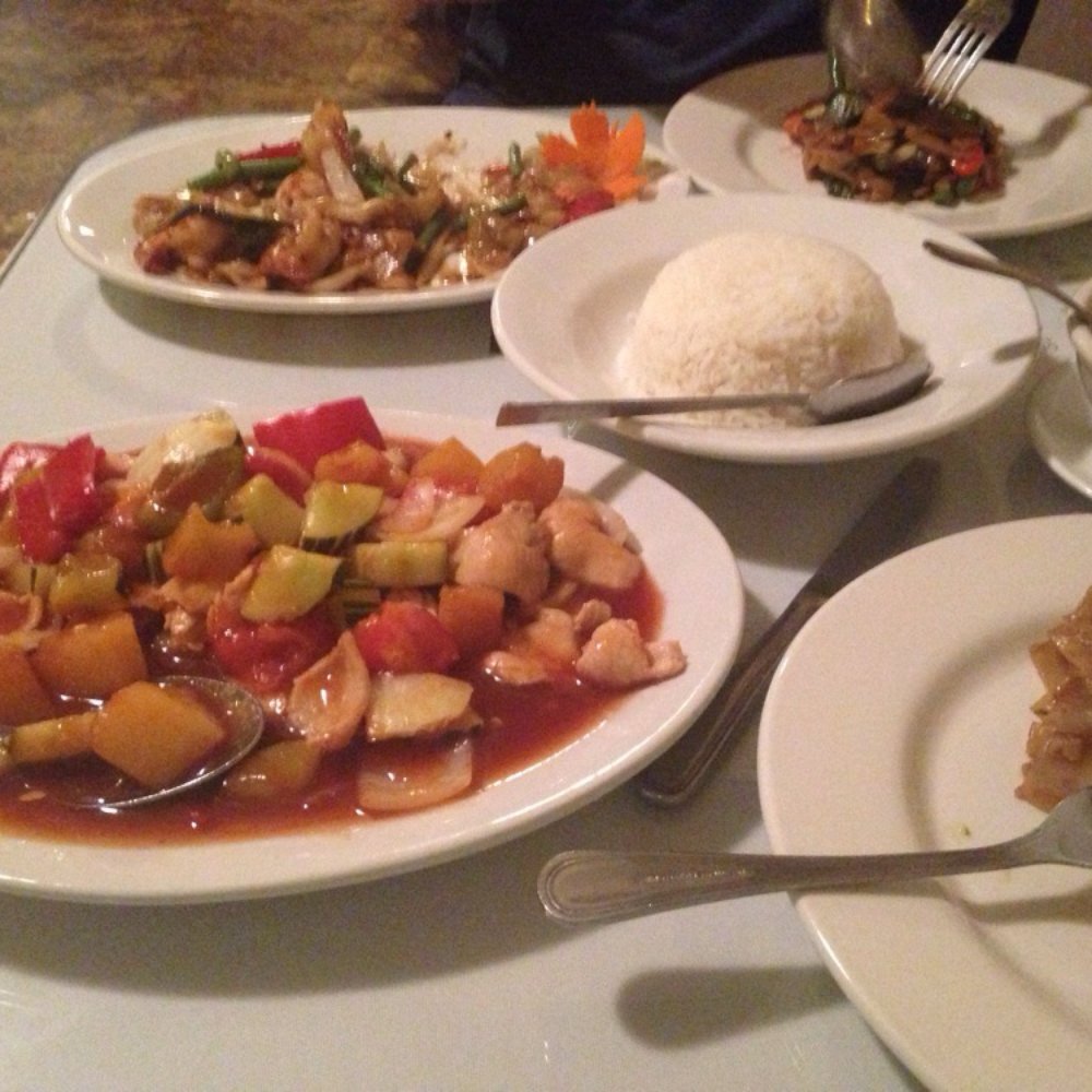 Royal Thai - Sweet and sour chicken - Thai Near Me - Auburn, California Royal Thai - Sweet and sour chicken - Thai Near Me - Auburn, California