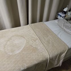 Lotus Head Spa