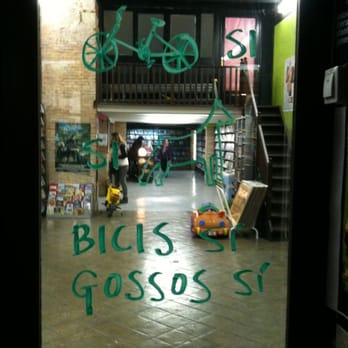 Ciclic Videoclub - Videos & Video Game Rental Near Me - Barcelona, B Ciclic Videoclub - Videos & Video Game Rental Near Me - Barcelona, B