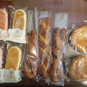 Paris Baguette - Bakeries Near Me - Glendale, California Paris Baguette - Bakeries Near Me - Glendale, California