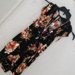 Dirt Cheap - Flower romper!