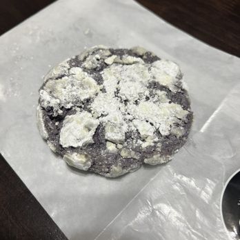 Cafe 86 - Ube crinkle cookie - Desserts Near Me - Artesia, California