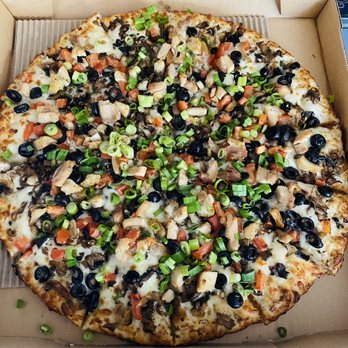 Mountain Mike's Pizza - "Robbers Roost" garlic chicken pizza. Tasty as well! - Pizza Near Me - American Canyon, California Mountain Mike's Pizza - "Robbers Roost" garlic chicken pizza. Tasty as well! - Pizza Near Me - American Canyon, California