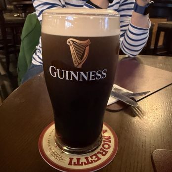 The Yacht - Guinness on Draught - Pubs Near Me - Dublin, D The Yacht - Guinness on Draught - Pubs Near Me - Dublin, D