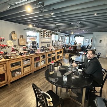 Hill Country Chocolate - Chocolatiers & Shops Near Me - Fredericksburg, Texas Hill Country Chocolate - Chocolatiers & Shops Near Me - Fredericksburg, Texas