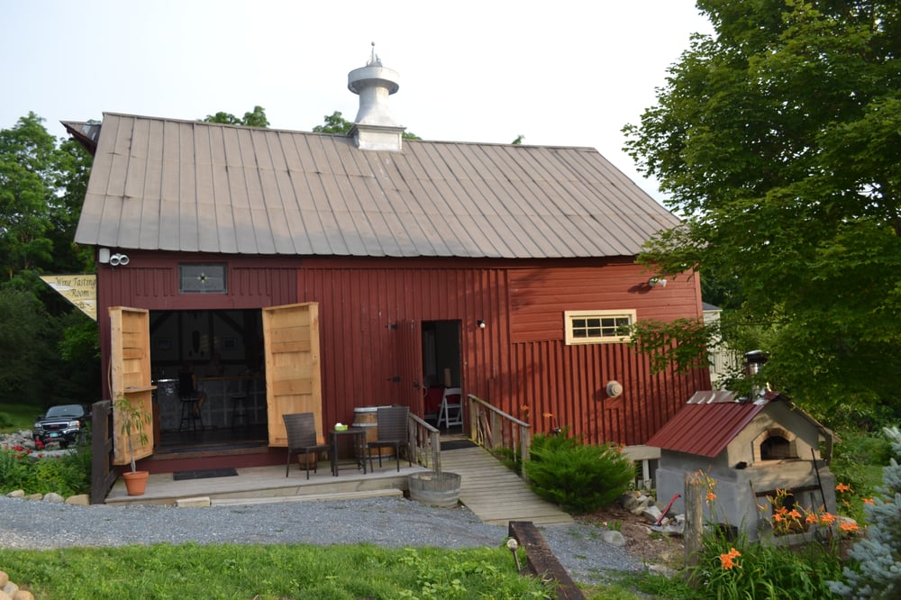 Neshobe River Winery Logo