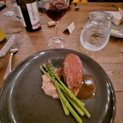 The Yurt At Solitude - NY Strip steak with cauliflower puree and asparagus